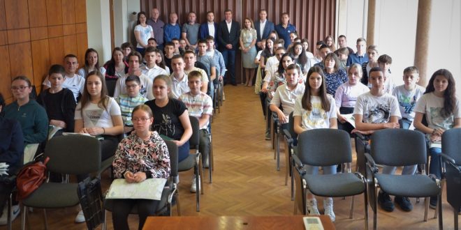 PONOS Vlasotinca – najbolji učenici osnovnih i srednjih škola